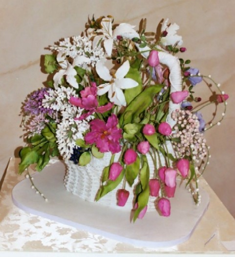 European garden wedding cake